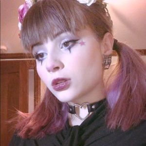 Meet your Posher, Alivia